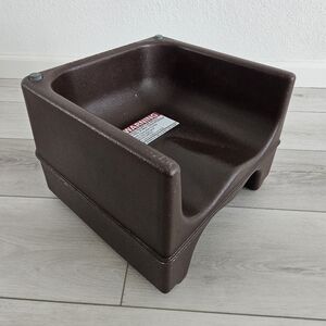 Cambro Restaurant Brown Booster Seat